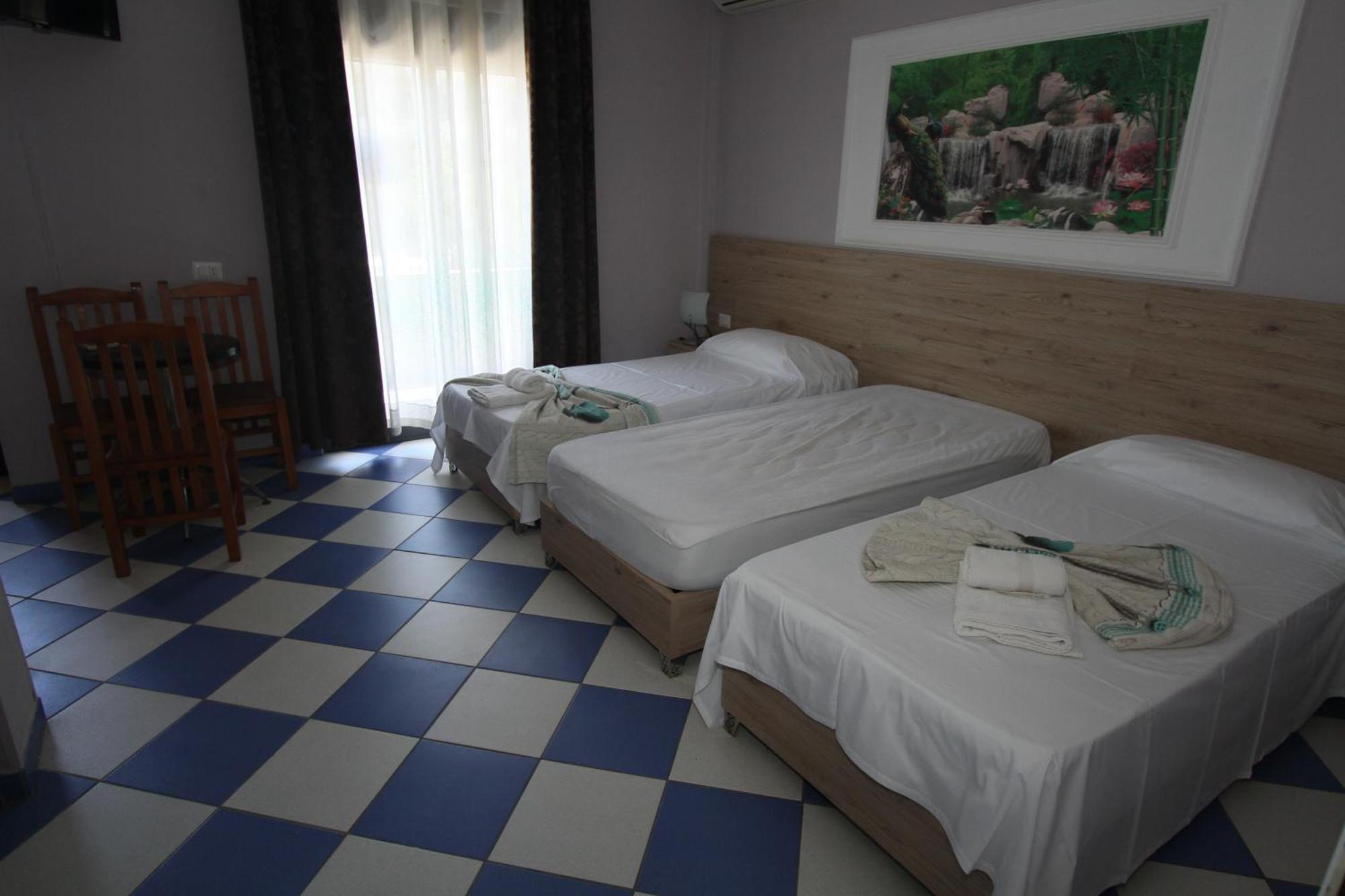 Kompleksi Eli Guest House Durrës 外观 照片
